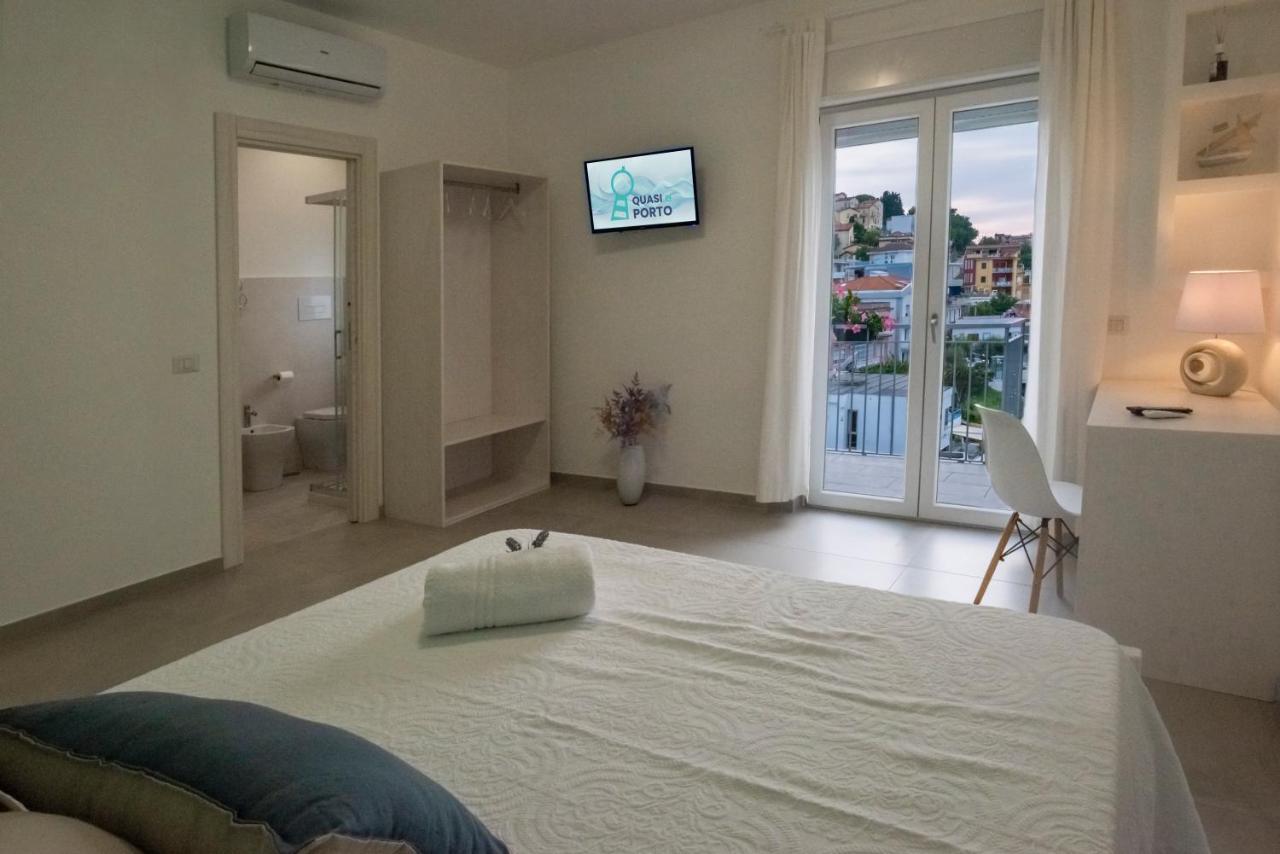 Bed and Breakfast Quasi In Porto Agropoli Exterior foto
