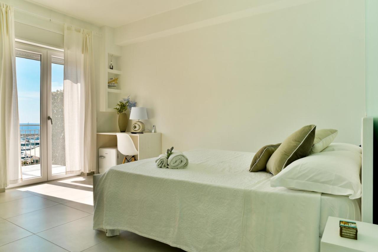 Bed and Breakfast Quasi In Porto Agropoli Exterior foto